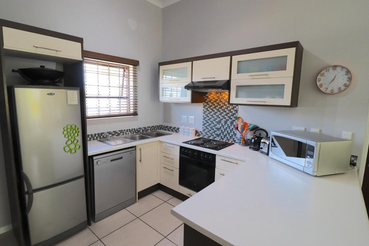 Carole'S Cottage Hermanus Exterior photo